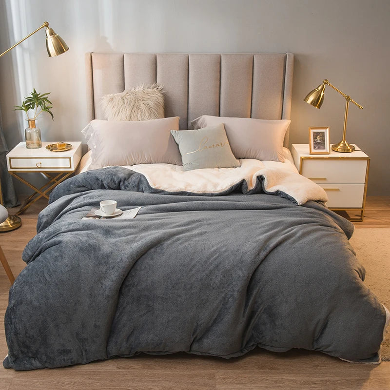 Cozy Wool Throw Blanket – Double-Sided Winter Bedspread for Warmth and Comfort - Loovy #