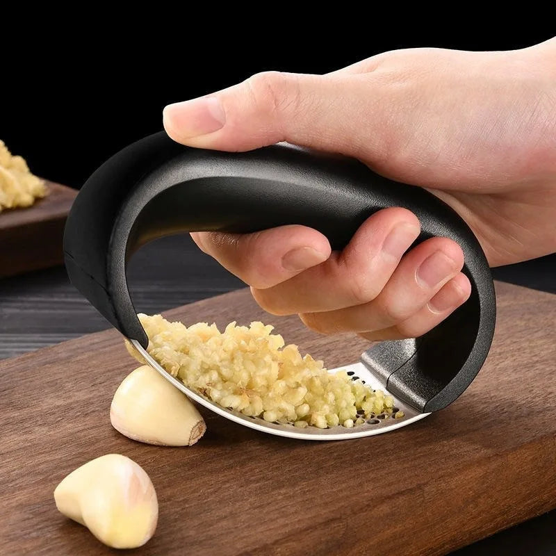 Stainless Steel Garlic Press - Effortless Garlic Mincing - Loovy #