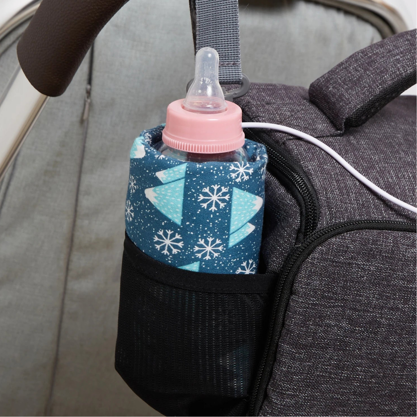 USB Milk & Water Warmer Bag – Portable Baby Bottle Heater for Travel, Stroller, and Nursing | Insulated Cartoon Design, 180ml Capacity - Loovy #