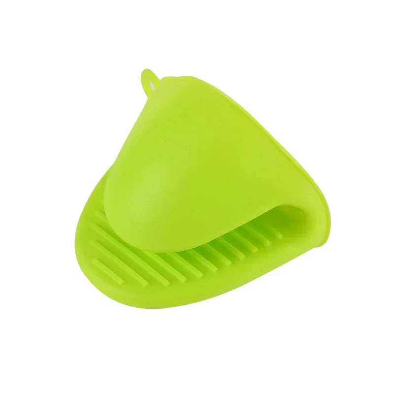 1PC Heat Resistant Silicone Oven Mitts with Clips - Non-Slip & Anti-Scalding for Safe Cooking - Loovy #