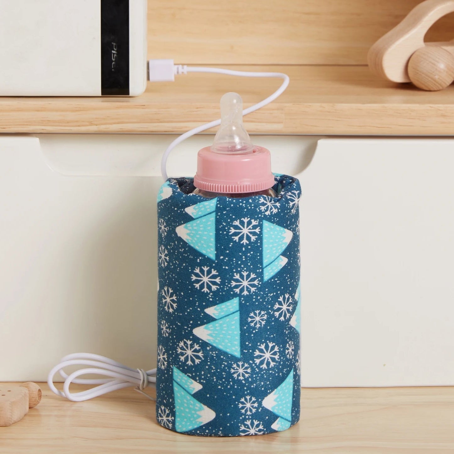USB Milk & Water Warmer Bag – Portable Baby Bottle Heater for Travel, Stroller, and Nursing | Insulated Cartoon Design, 180ml Capacity - Loovy #