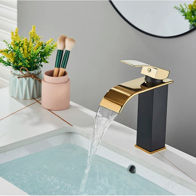 Waterfall Bathroom Basin Faucet – Elegant and Functional - Loovy #