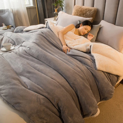 Cozy Wool Throw Blanket – Double-Sided Winter Bedspread for Warmth and Comfort - Loovy # 